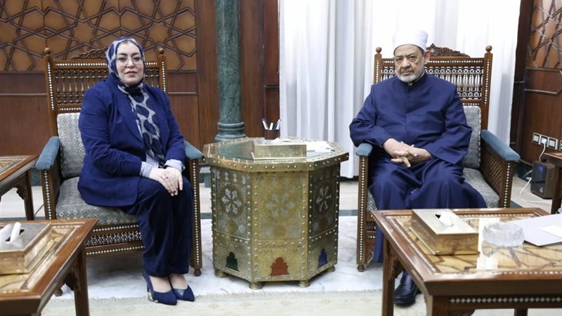  صورة من اللقاء 