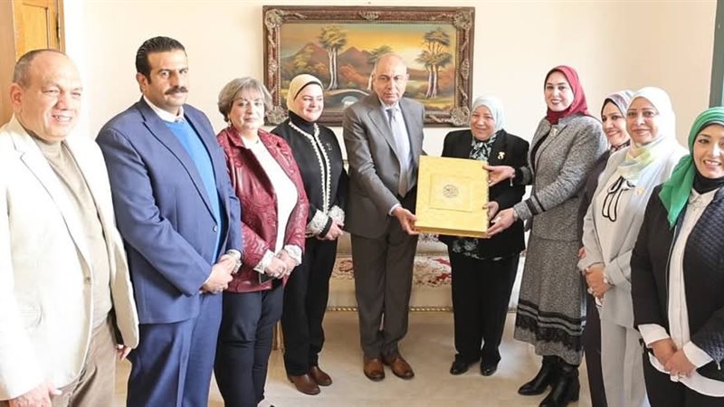 محافظ المنيا يترأس