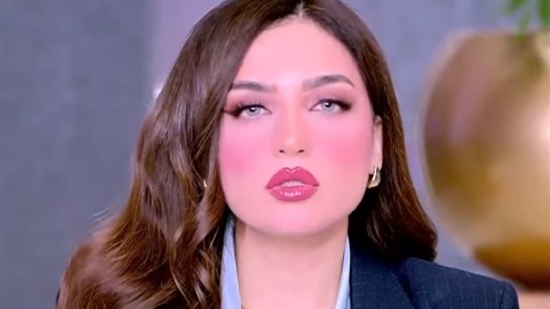 الإعلامية ياسمين