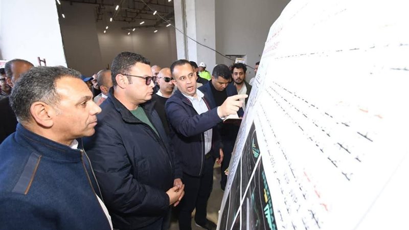 وزير الإسكان 