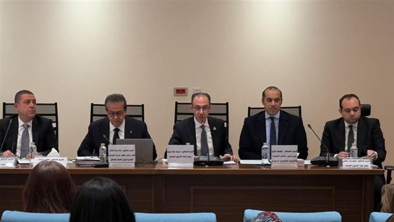 اجتماع لجنة الصحة