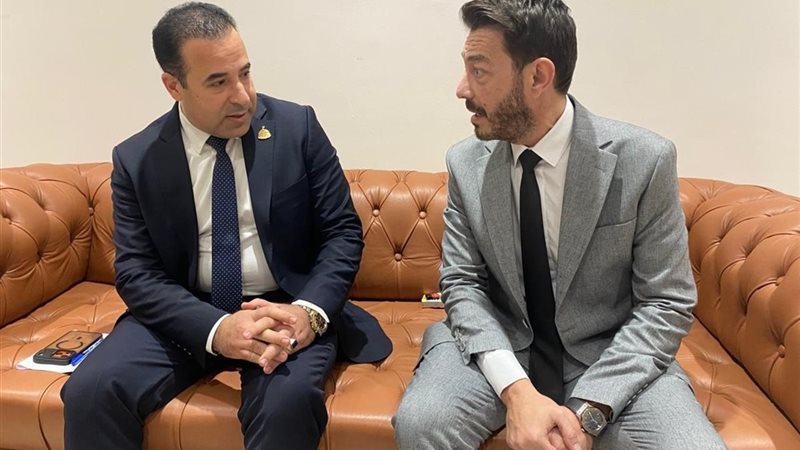 الفنان أحمد زاهر