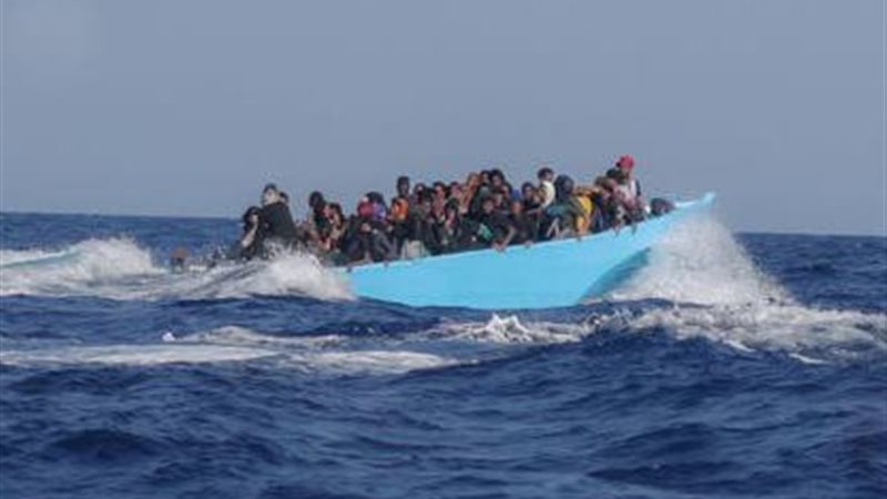 غرق مركب مهاجرين قبالة السواحل الليبية 