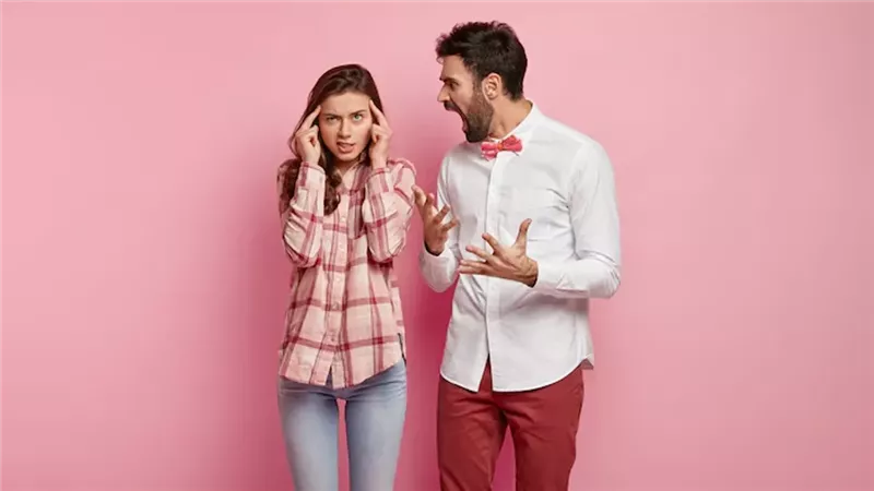 تشاجر الأزواج 