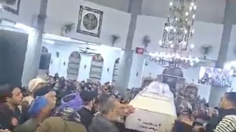 لحظه تشييع الجثامين 