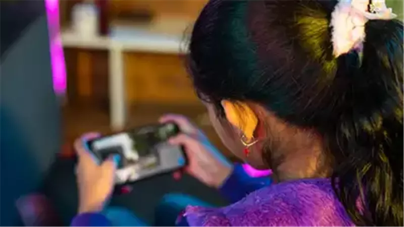 إدمان الشاشات 