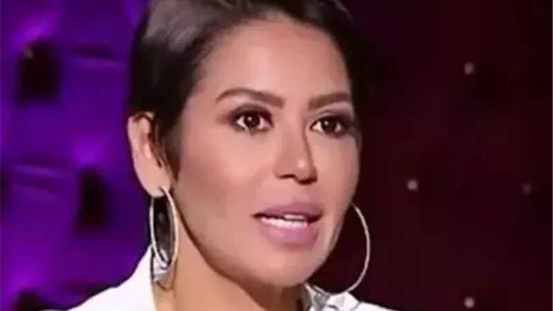 الفنانة لقاء الخميسي