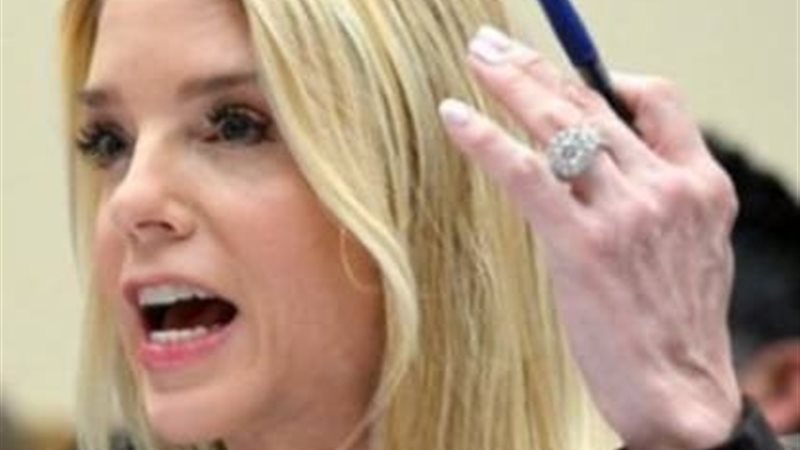 المدعية العامة بام