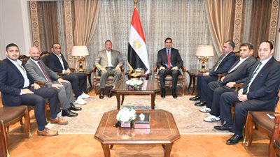 وزير الشباب والرياضة يستقبل مجلس إدارة الأهلي (تفاصيل)