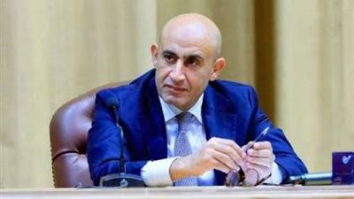 وزير التعليم: لا تهاون فى متابعة مستوى الطلاب بالقراءة والكتابة