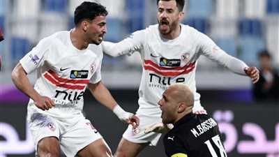 أيمن يونس يفتح النار على حكم مباراة الزمالك وسيراميكا
