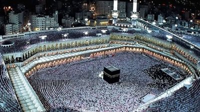 متابعة دقيقة على مدار الساعة.. «السياحة» تضمن انتظام رحلات العمرة وبرامجها في رمضان