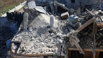 غارات البقاع تشعل المواجهة من جديد: حزب الله يرفع سقف الرد وهدنة 2024 تحت الاختبار