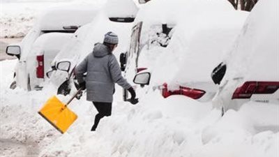 عاصفة ثلجية تاريخية تطرق الساحل الشرقي الأميركي.. تحذيرات مشددة وشلل متوقع في كبرى المدن