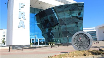 الرقابة المالية تُلزم شركات التخصيم باستخدام المنظومة الإلكترونية الموحدة للتحقق من الفواتير