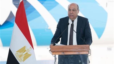 تعزيز الشبكة العالمية.. وزير الطيران يتحدث عن إضافة طراز إيرباص الجديد لمصر للطيران