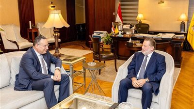 محافظ البنك المركزي المصري يلتقي وزير التعليم العالي والبحث العلمي لبحث التعاون المشترك