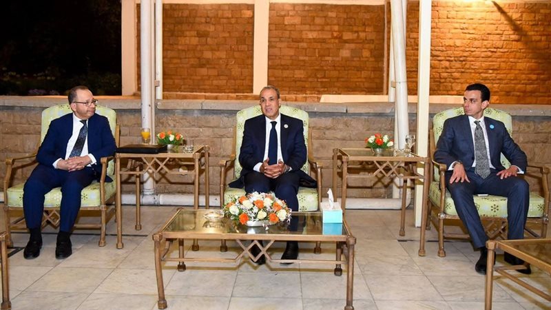 وزير الخارجية 