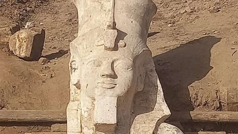  تمثال الملك رمسيس