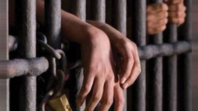 السجن المشدد لمتهم أشعل النار في منزل جاره بسبب خلافات بالمنيا