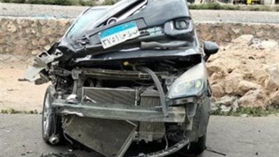 إصابة 7 أشخاص إثر تصادم سيارة ملاكي وتوك توك في البحيرة