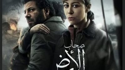 بيتر ميمي يحتفي بنجاح صحاب الأرض على طريقته الخاصة