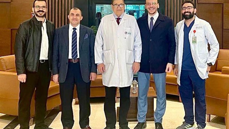 الفريق الطبي