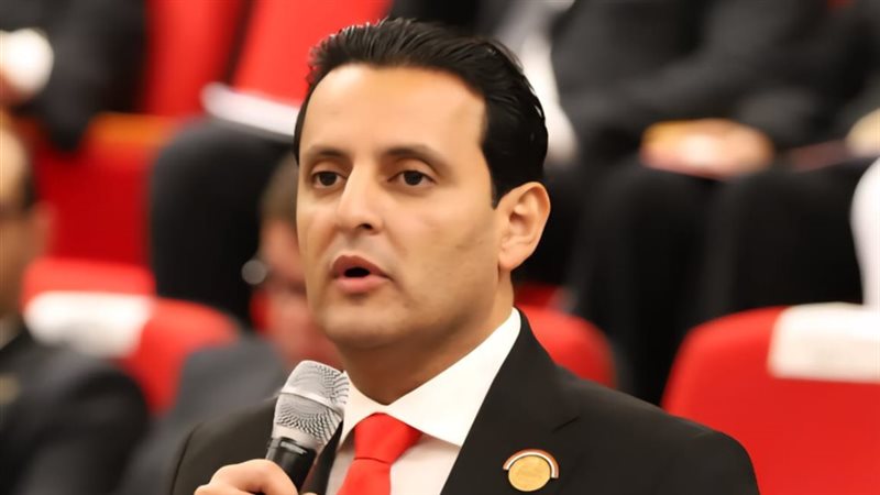 النائب أحمد سمير