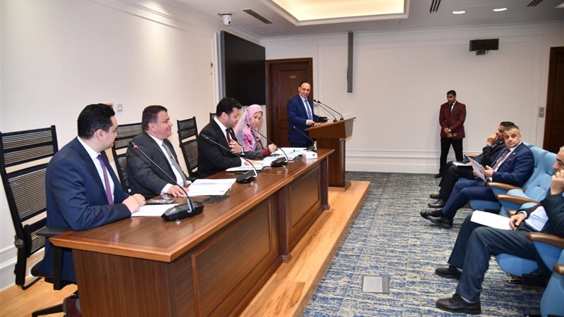 لجنة الاقتراحات والشكاوى