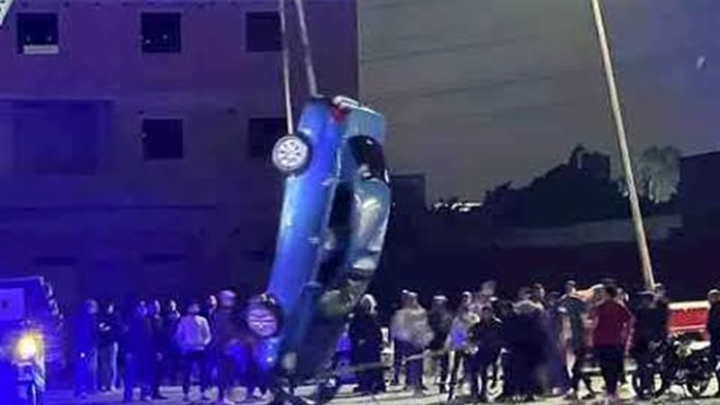 سقوط سيارة بترعة