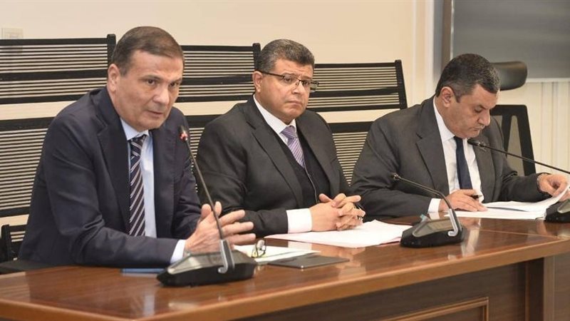 الوزير علاء فاروق