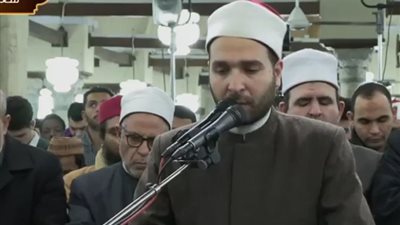 الأزهر يحتضن الآلاف.. صلوات صادقة من أجل سلام العالم