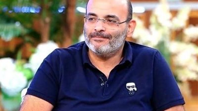 «كل واحد يعرف حجمه».. أيمن بهجت قمر يعلق على أزمة الأعلى مشاهدة