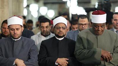 إقبال كبير على الجامع الأزهر الليلة الـ19 من رمضان ومشاركة مميزة للقراء الشباب في التراويح
