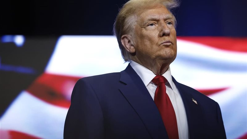  الرئيس الأمريكي