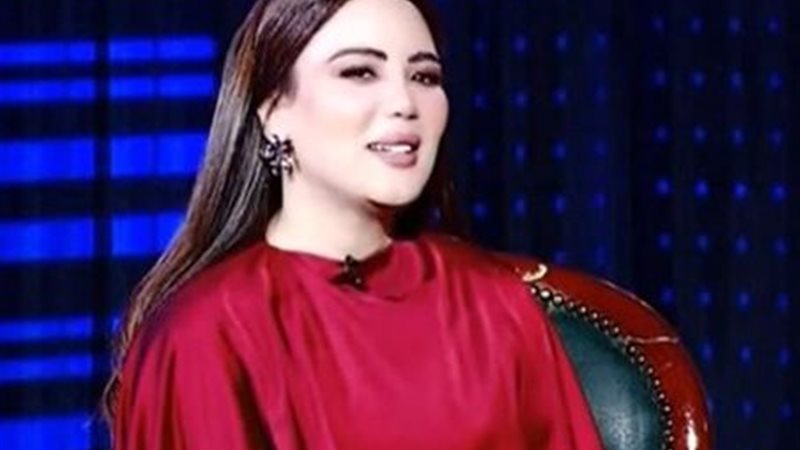 الفنانة الجزائرية