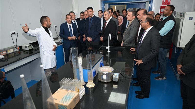 وزير الصناعة 