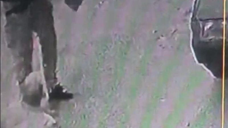 الاعتداء علي عجوز