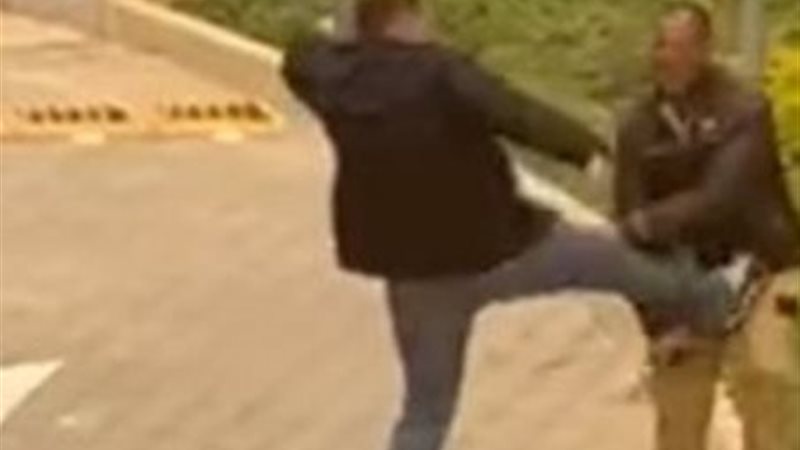 اعتداء رجل الأعمال