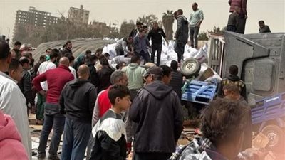 إصابة 8 أشخاص إثر انقلاب ميكروباص بطريق شبرا – بنها الحر