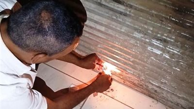 غلق 20 منشأة مخالفة تعمل بدون ترخيص في مركز إيتاي البارود بالبحيرة