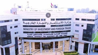 وزارة الاستثمار تنفي صدور قرار حكومي بتعليق الصادرات إلى دول الخليج