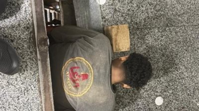 الحماية المدنية تنجح في إنقاذ شاب محتجز داخل مصعد في مصنع الآغا 