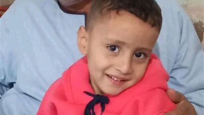 انتشال جثمان طفل غرق بترعة المحمودية في البحيرة