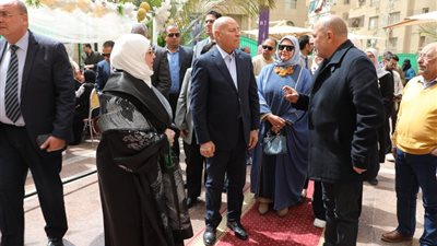 في أول يوم العيد.. محافظ القاهرة يتفقد جمعية الباقيات الصالحات