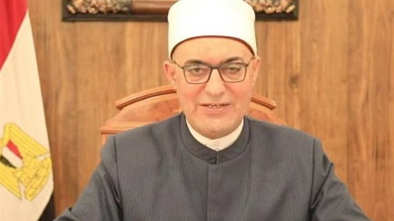 الدكتور نظير عياد،