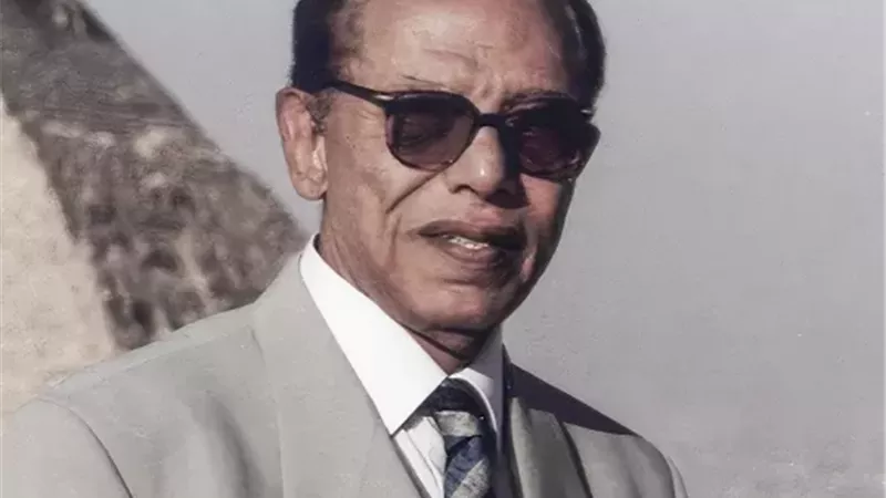 مصطفى محمود 