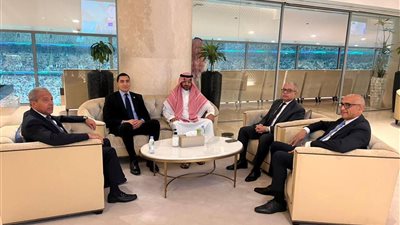 وزير الشباب والرياضة يلتقي نظيره السعودي لتوطيد التعاون على المستوي الشبابي والرياضي