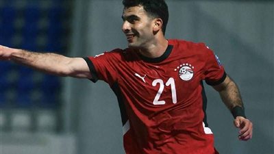 عمرو زكي: زيزو غير مرتاح في الأهلي.. ويتألق مع المنتخب بعيدًا عن الضغوط