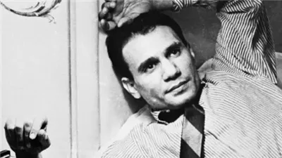 في ذكرى رحيل عبد الحليم حافظ.. صوتٌ لا يغيب عن الوجدان